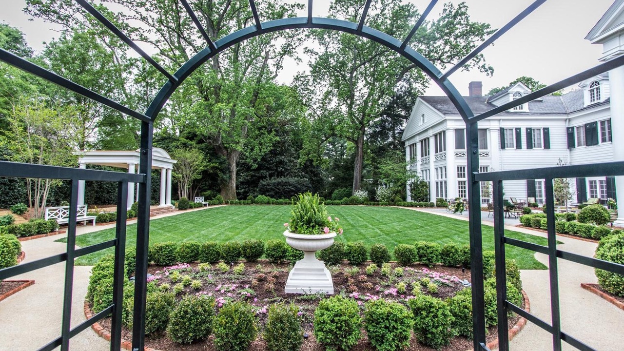 Photo of Outdoor in Myers Park