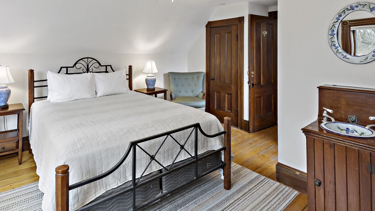 Photo of Bedroom in Eastham