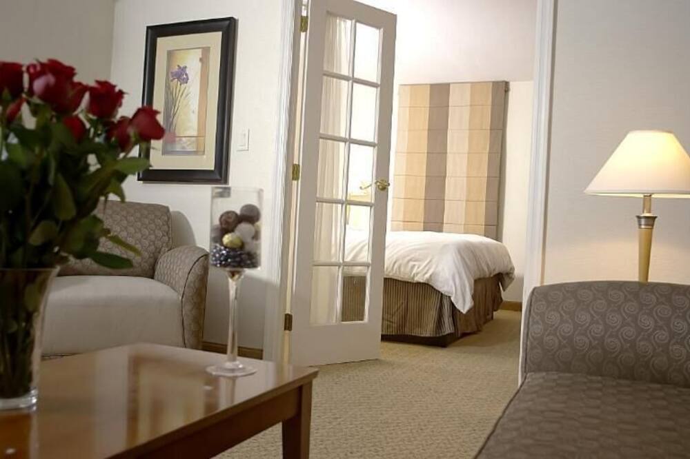 Photo of Livingroom in Carteret