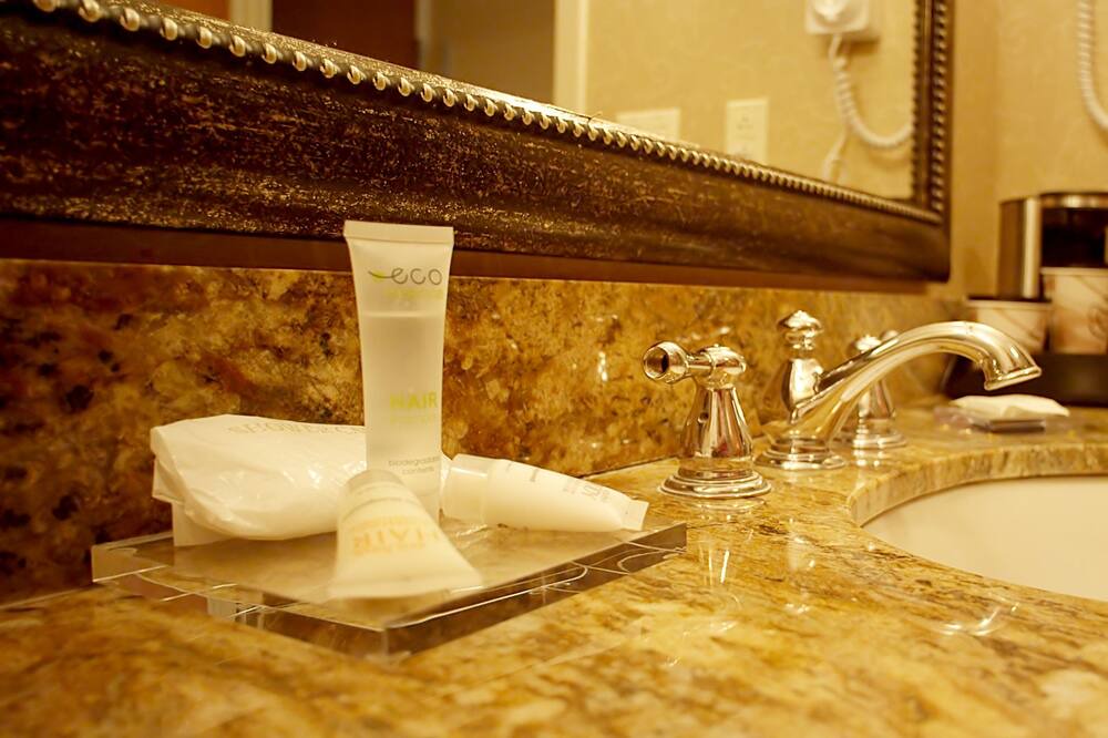 Photo of Bathroom in Carteret