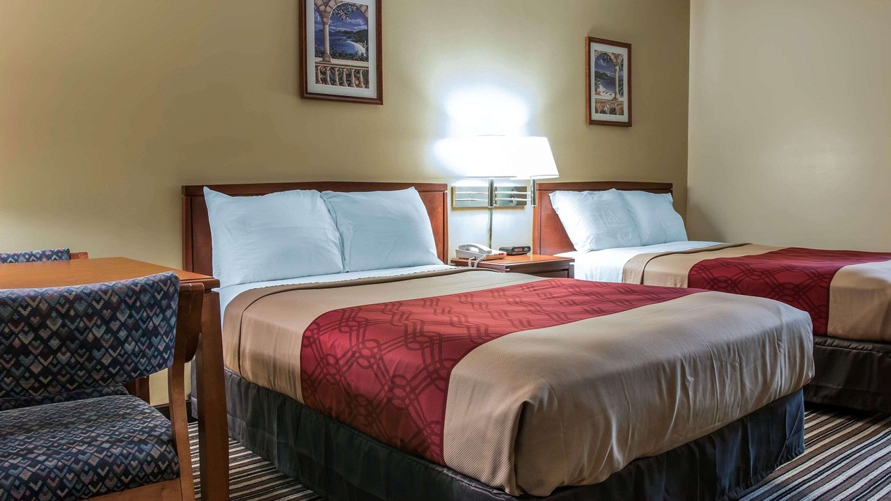 Photo of Bedroom in Paw Paw