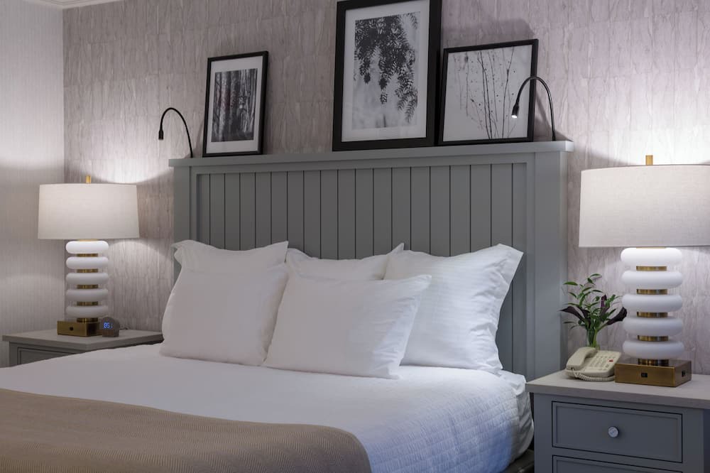 Photo of Bedroom in Rowland