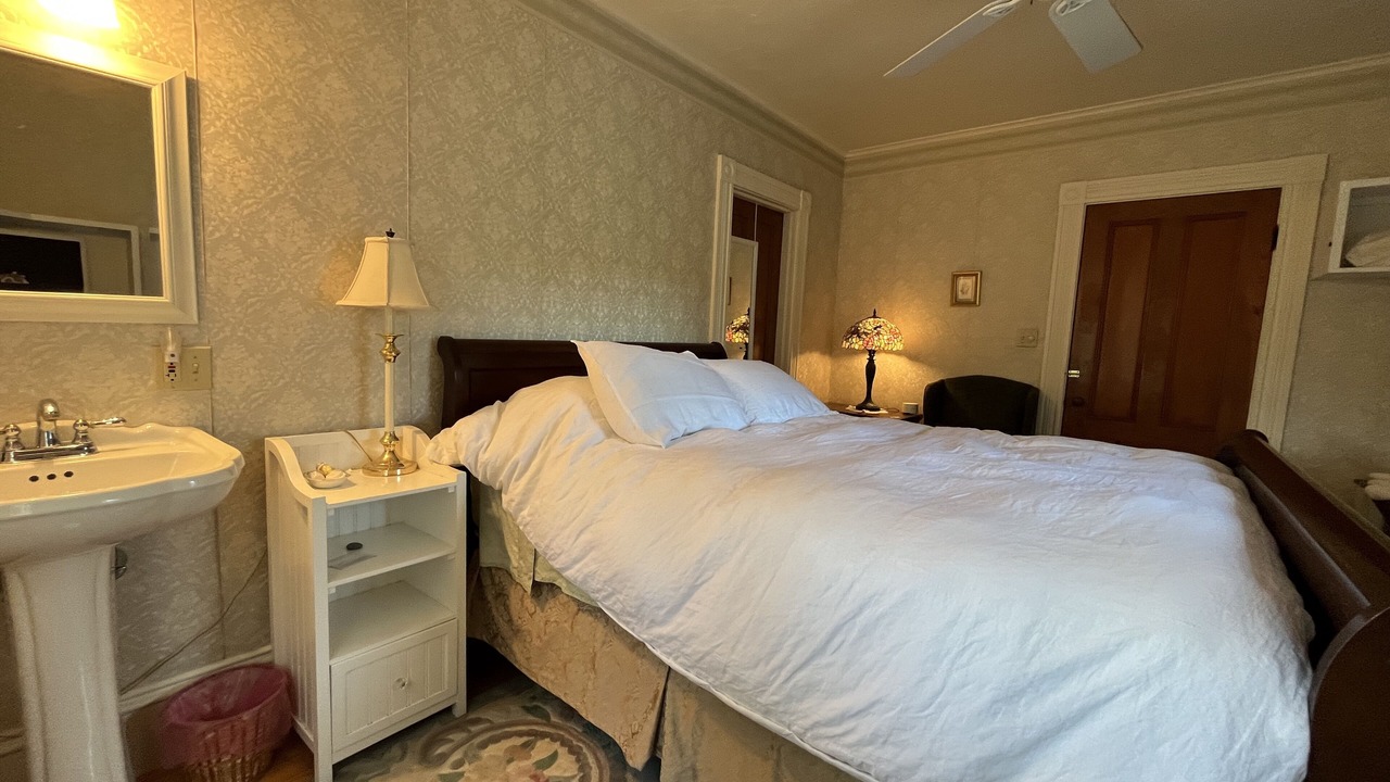 Photo of Others in Ashland