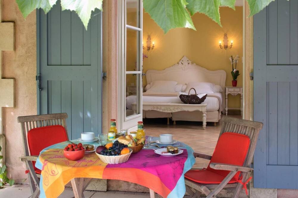 Photo of Outdoor in Aigues-Mortes