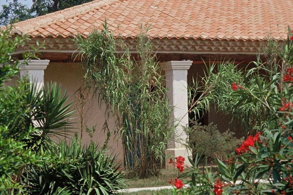 Photo of Outdoor in Aigues-Mortes