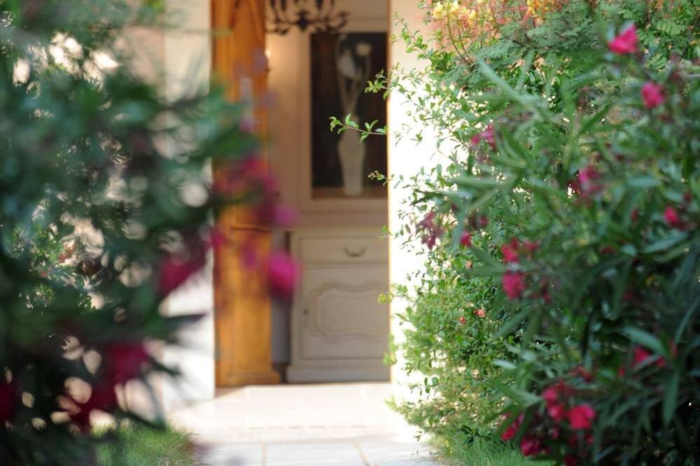 Photo of Outdoor in Aigues-Mortes