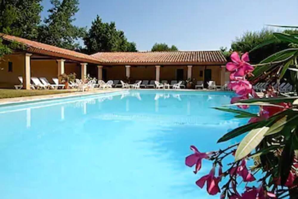 Photo of Outdoor in Aigues-Mortes