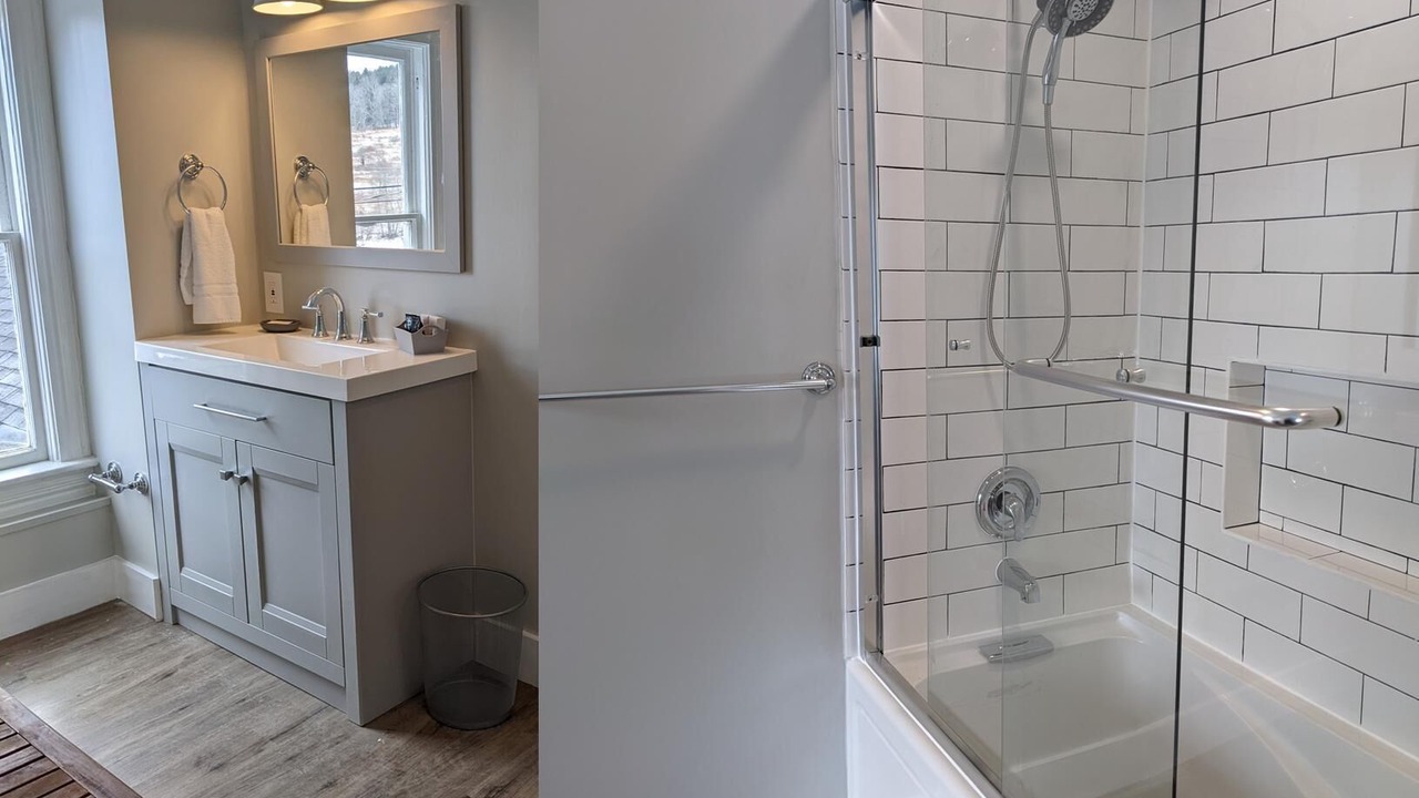 Photo of Bathroom in Starlight