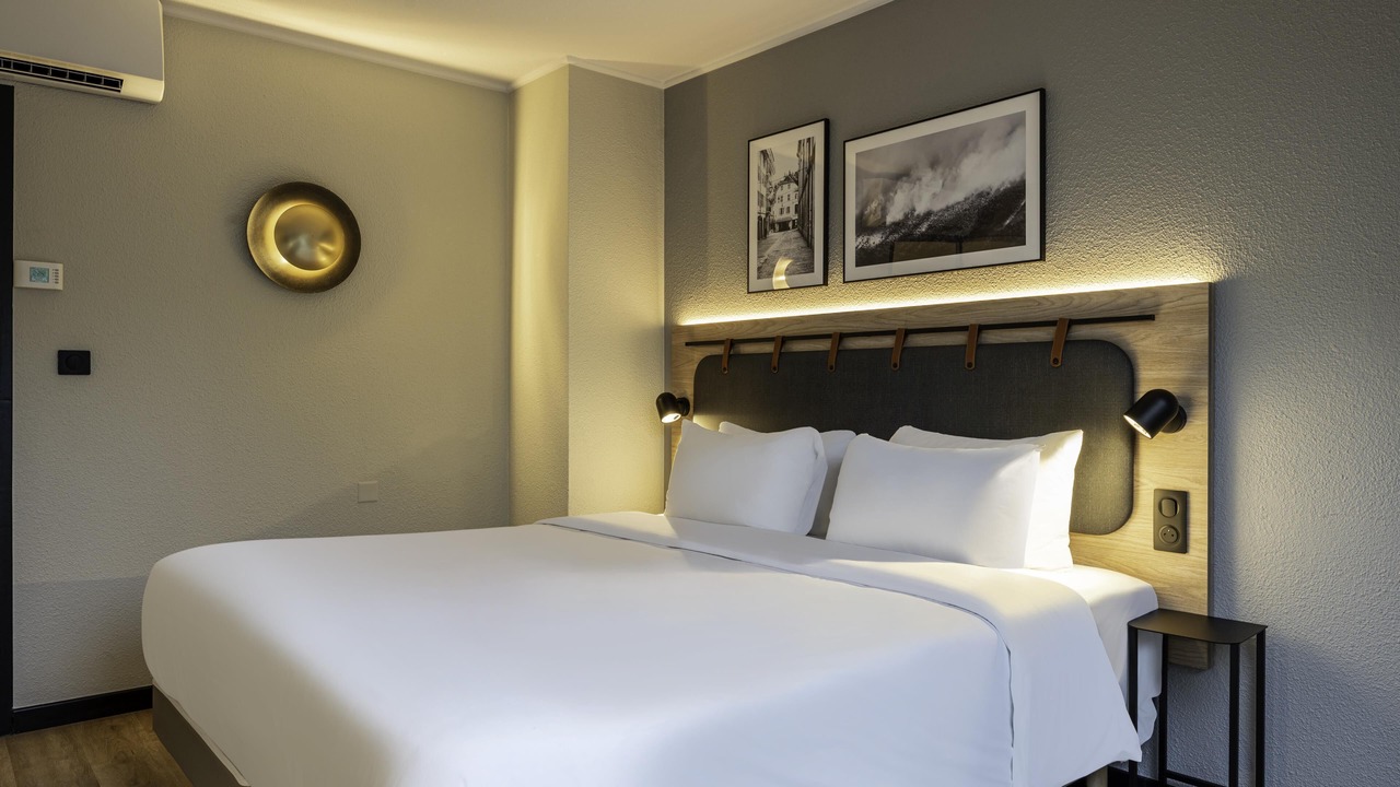 Photo of Bedroom in Aix-les-Bains