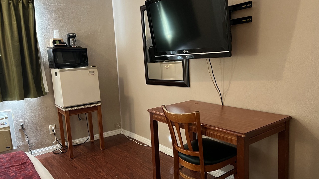 Photo of Livingroom in North Hills East