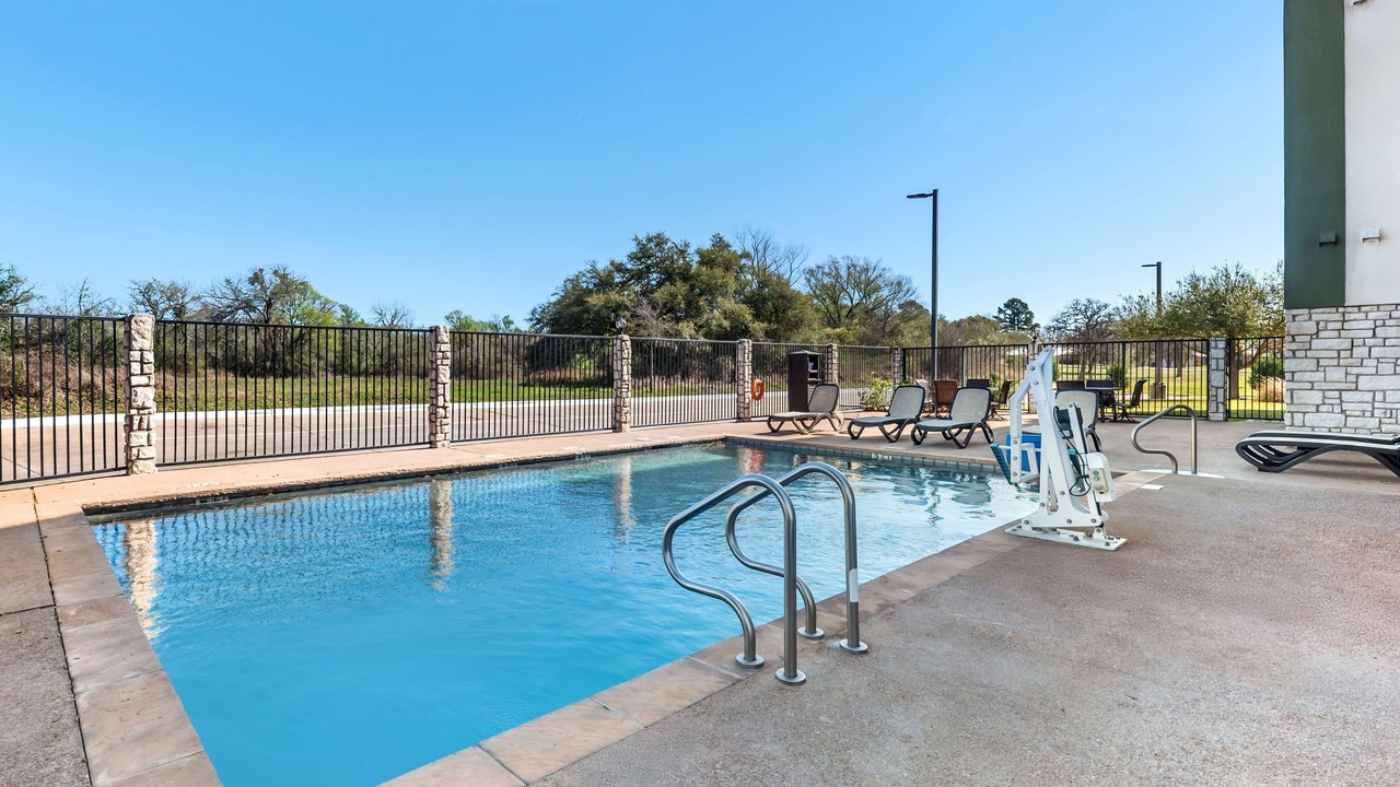 Photo of Outdoor in La Grange
