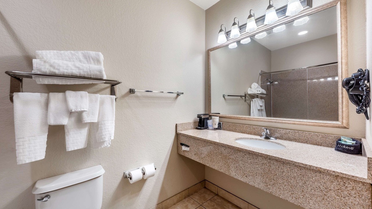 Photo of Bathroom in La Grange