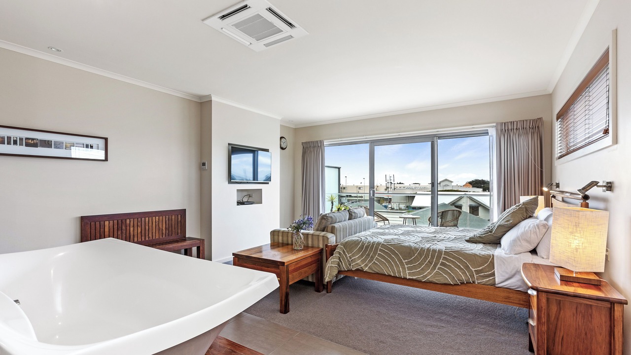 Photo of Others in Apollo Bay