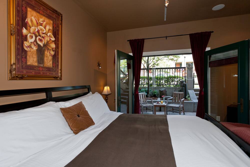 Photo of Bedroom in Orenco Station