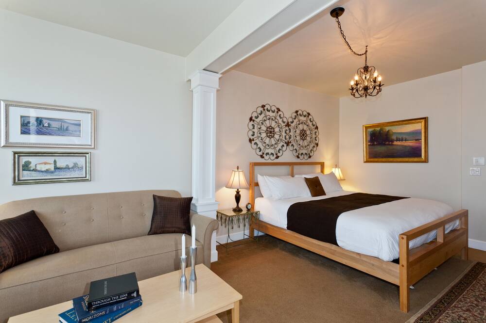 Photo of Bedroom in Orenco Station