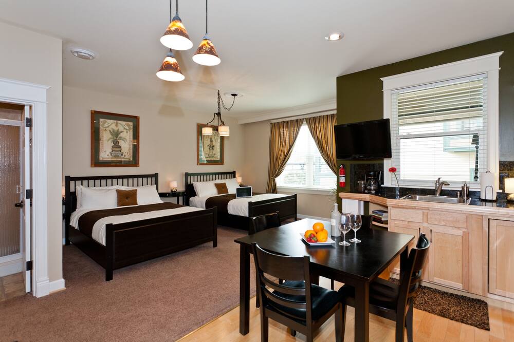 Photo of Livingroom in Orenco Station