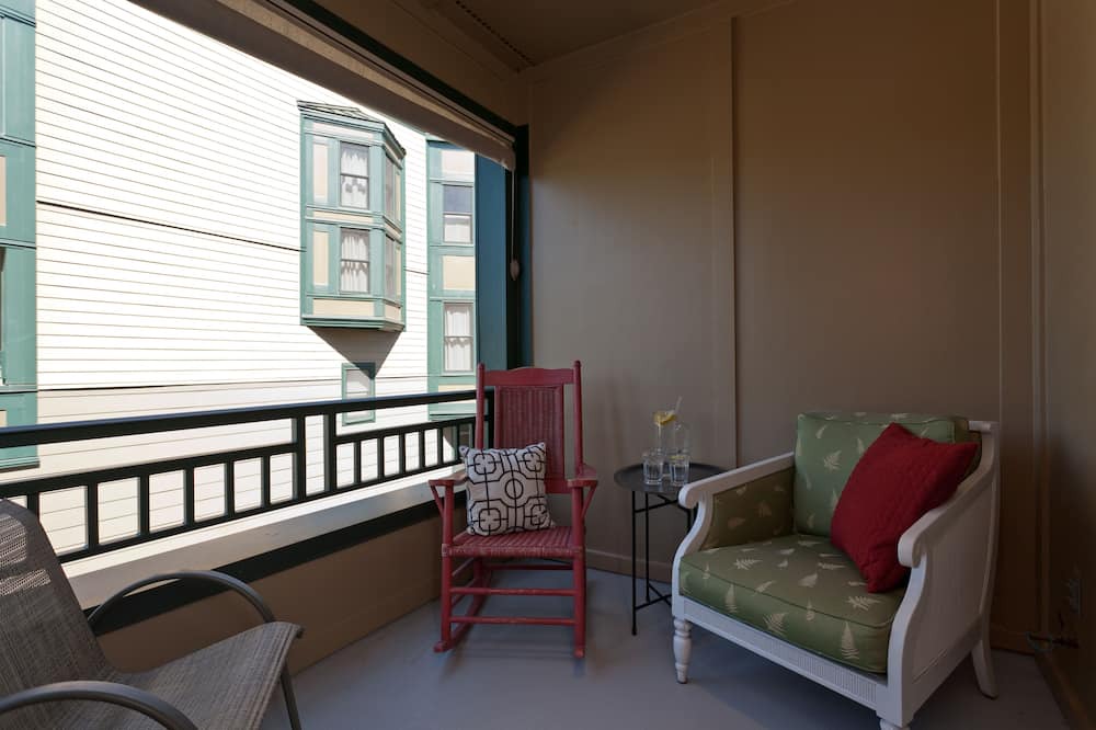 Photo of Patio Balcony in Orenco Station