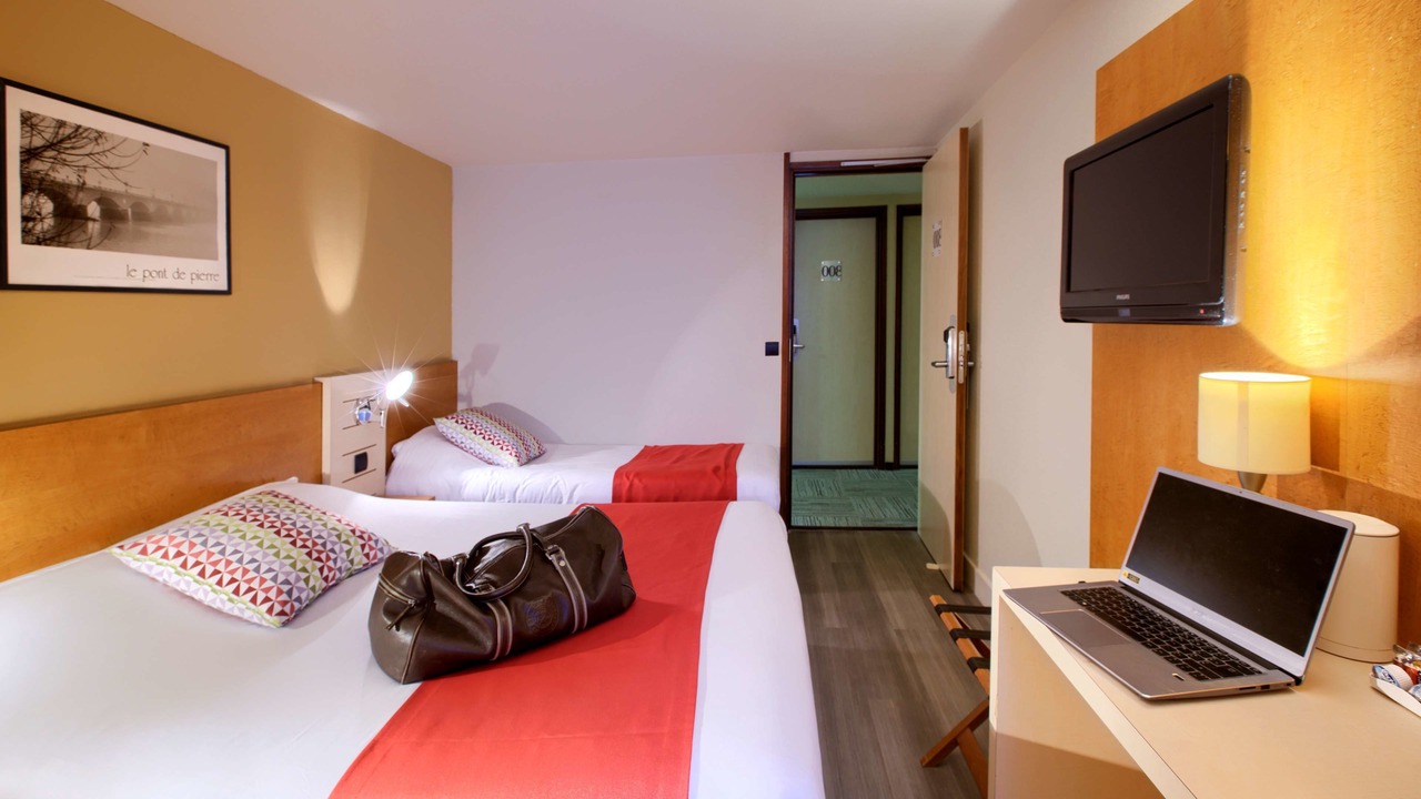 Photo of Bedroom in Arveyres