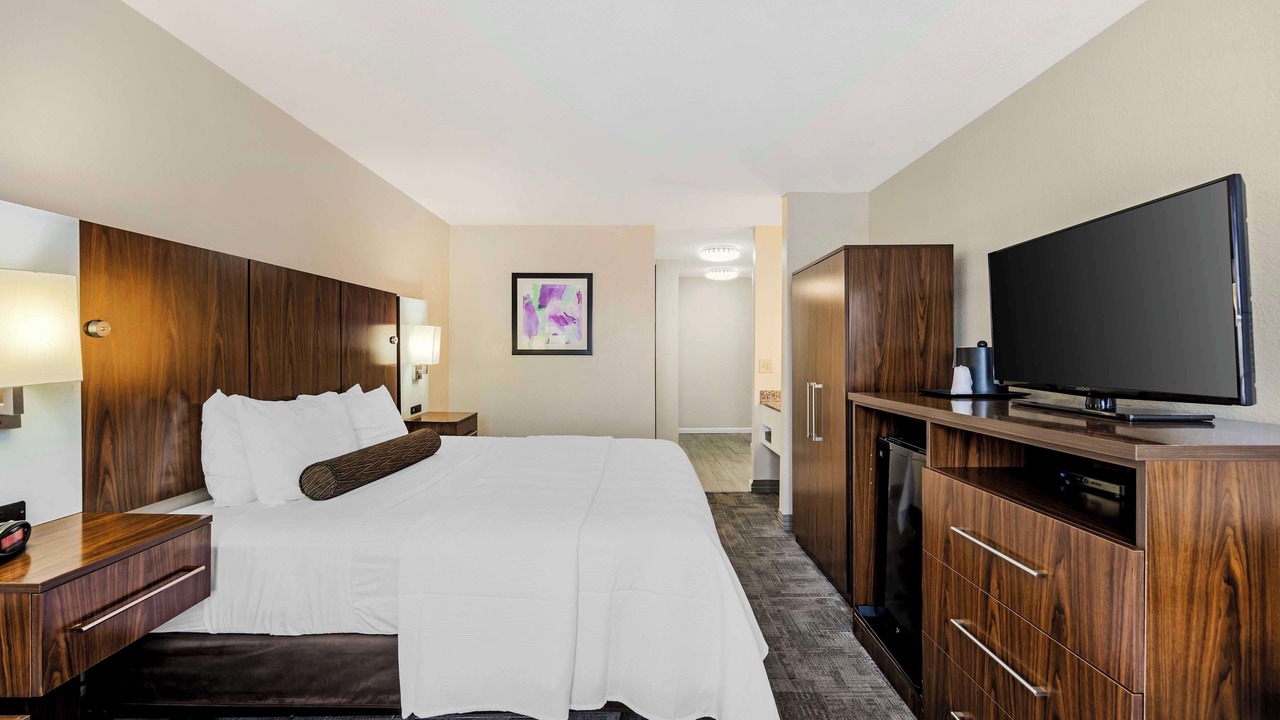 Photo of Bedroom in New Pathways