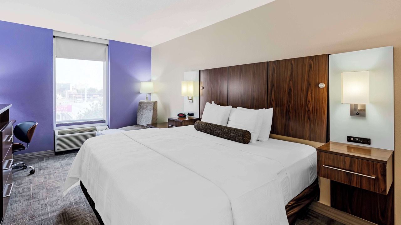 Photo of Bedroom in New Pathways