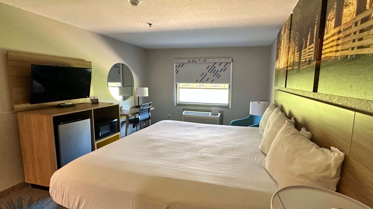 Photo of Others in Wynne