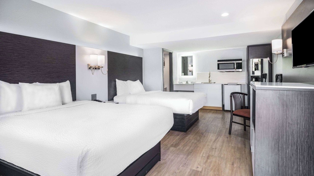 Photo of Bedroom in Niagara Falls