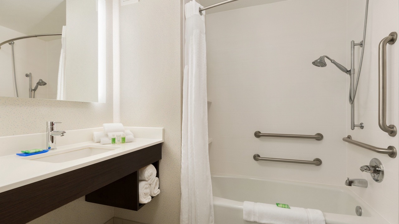 Photo of Bathroom in Shawnee