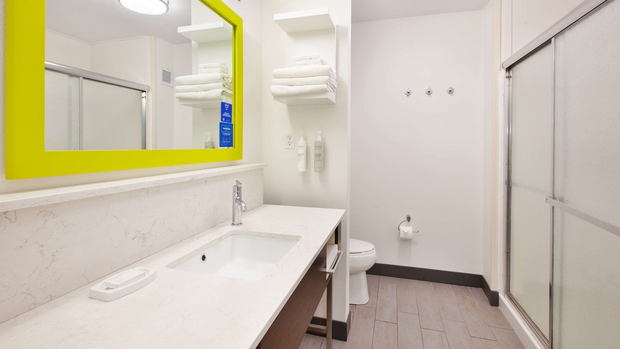 Photo of Bathroom in Clarion