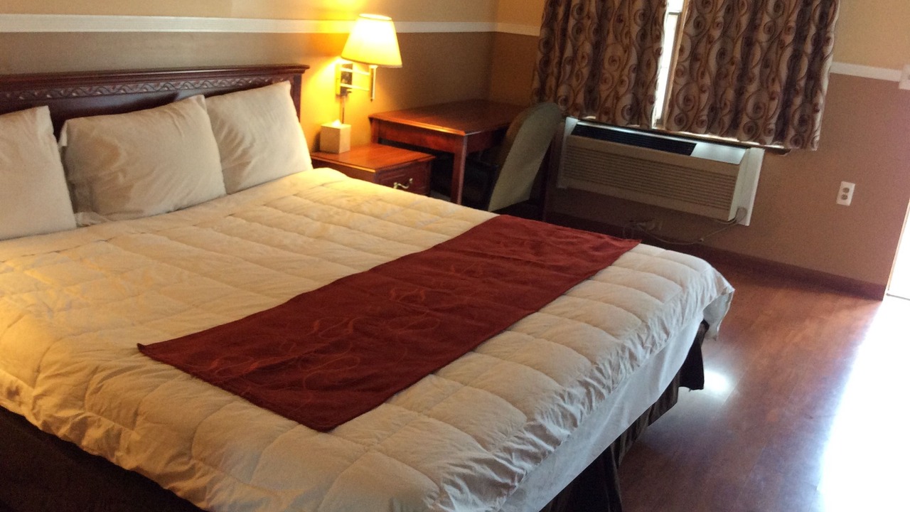 Photo of Bedroom in Colts Neck