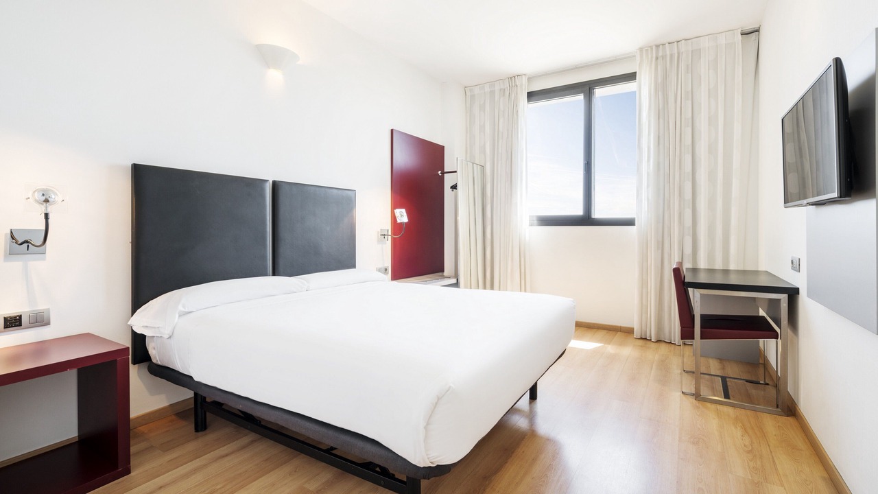 Photo of Bedroom in Penya-roja