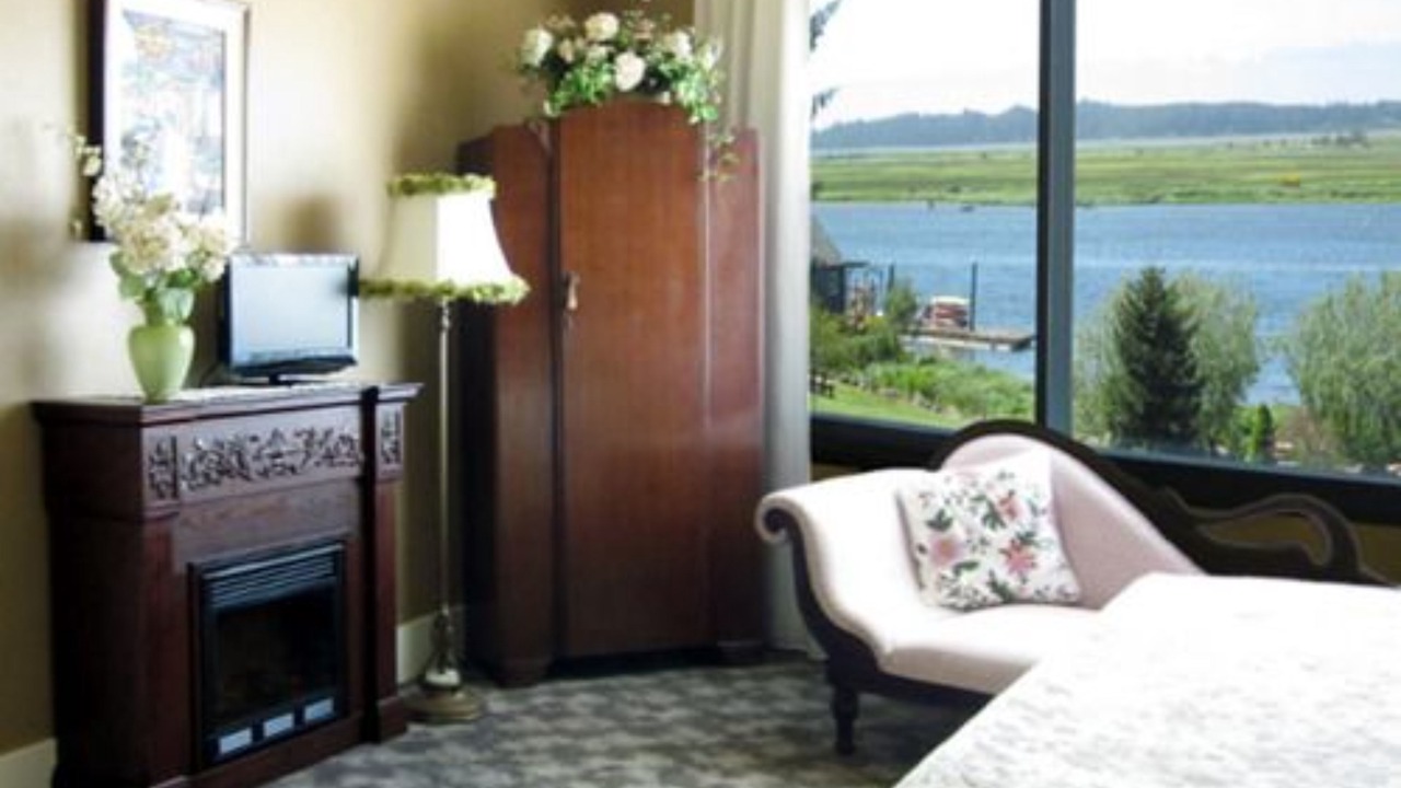 Photo of Others in Wheeler