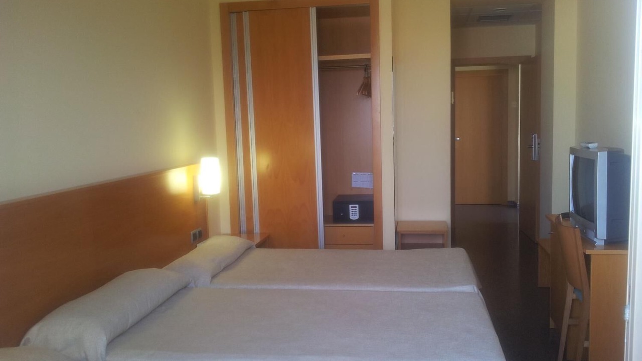 Photo of Bedroom in Miramar