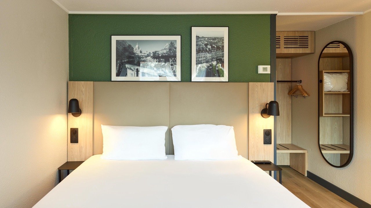 Photo of Bedroom in Sannois