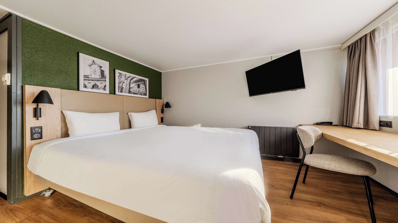 Photo of Bedroom in Sannois
