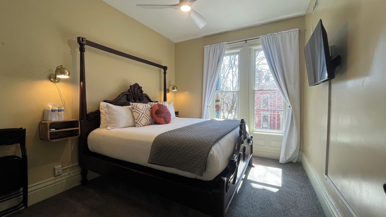 Photo of Bedroom in Ohio City