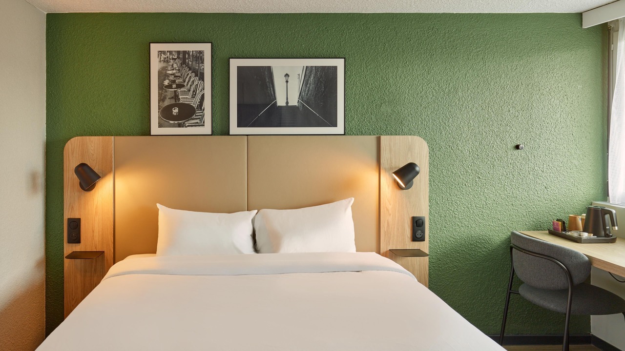 Photo of Bedroom in Les Ulis