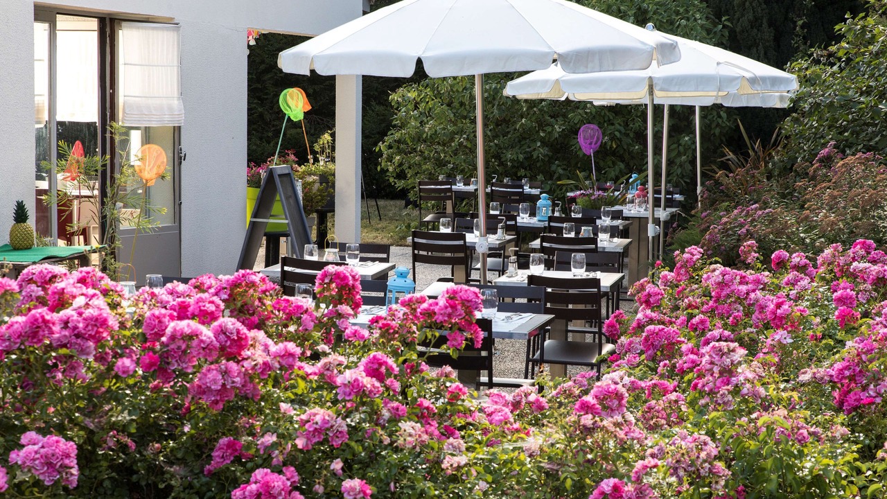 Photo of Outdoor in Cergy