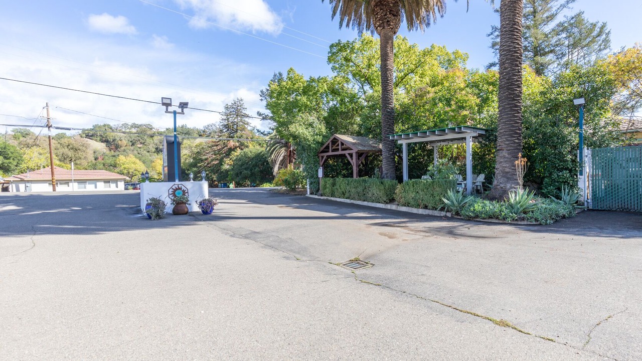 Photo of Outdoor in Cloverdale