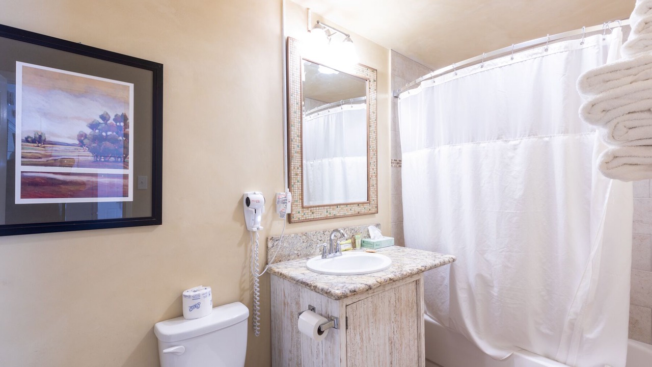 Photo of Bathroom in Cloverdale