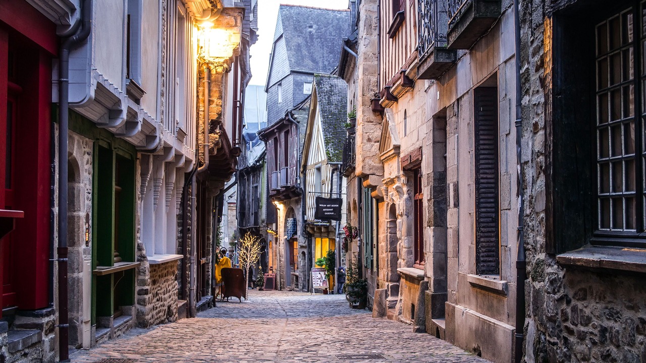 Photo of Others in Vitre