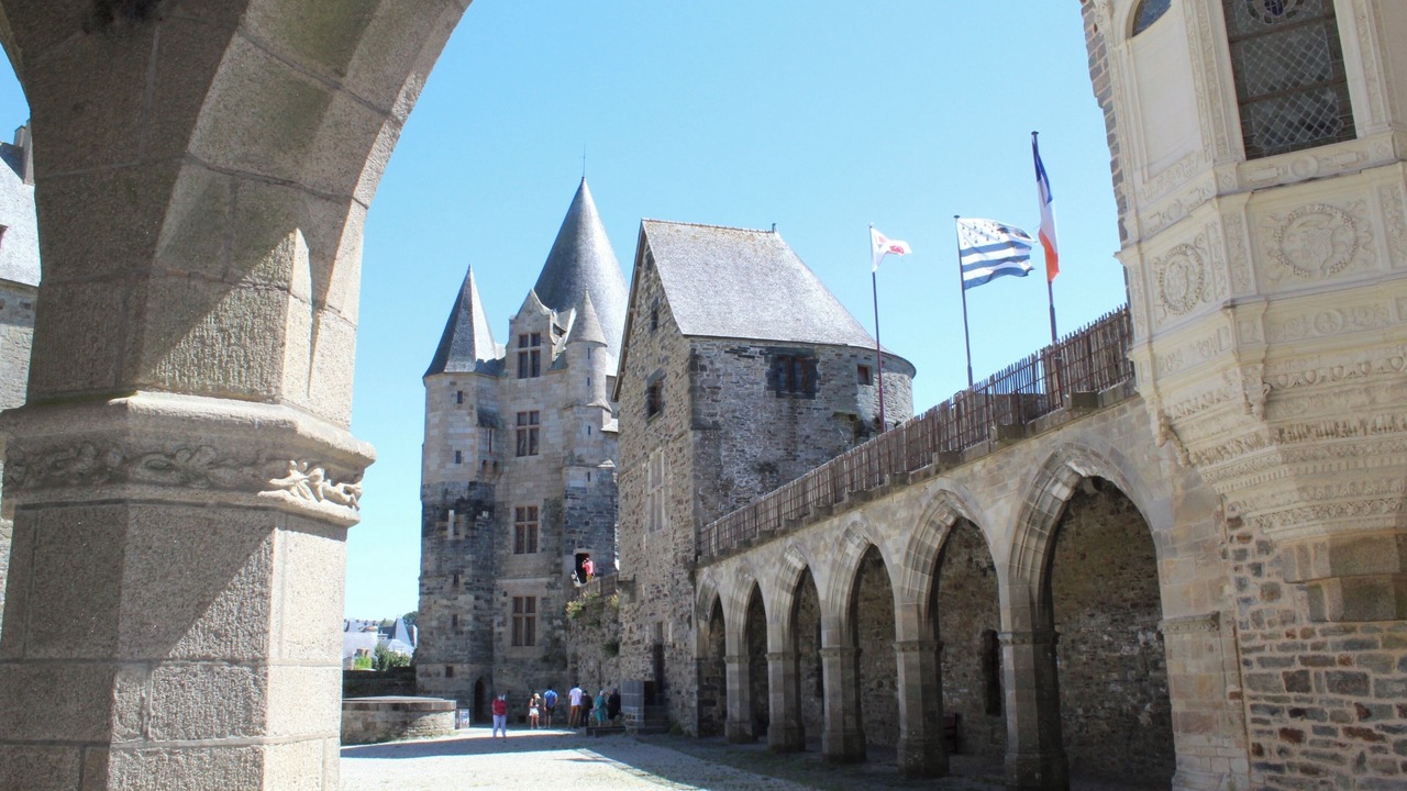 Photo of Outdoor in Vitre