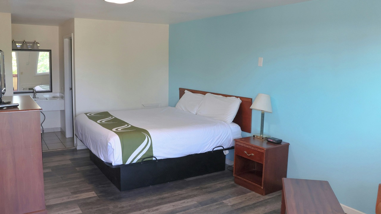 Photo of Bedroom in Mount Pleasant