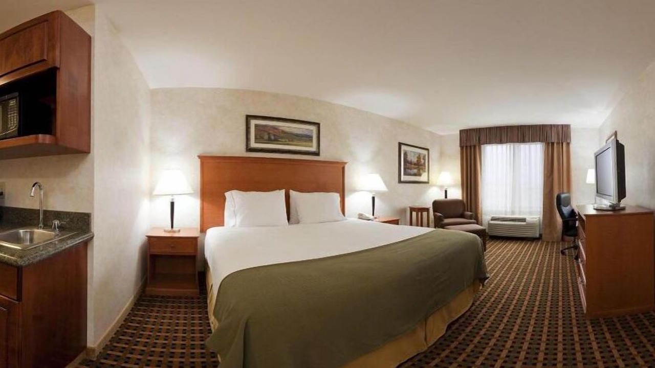 Photo of Bedroom in Rawlins
