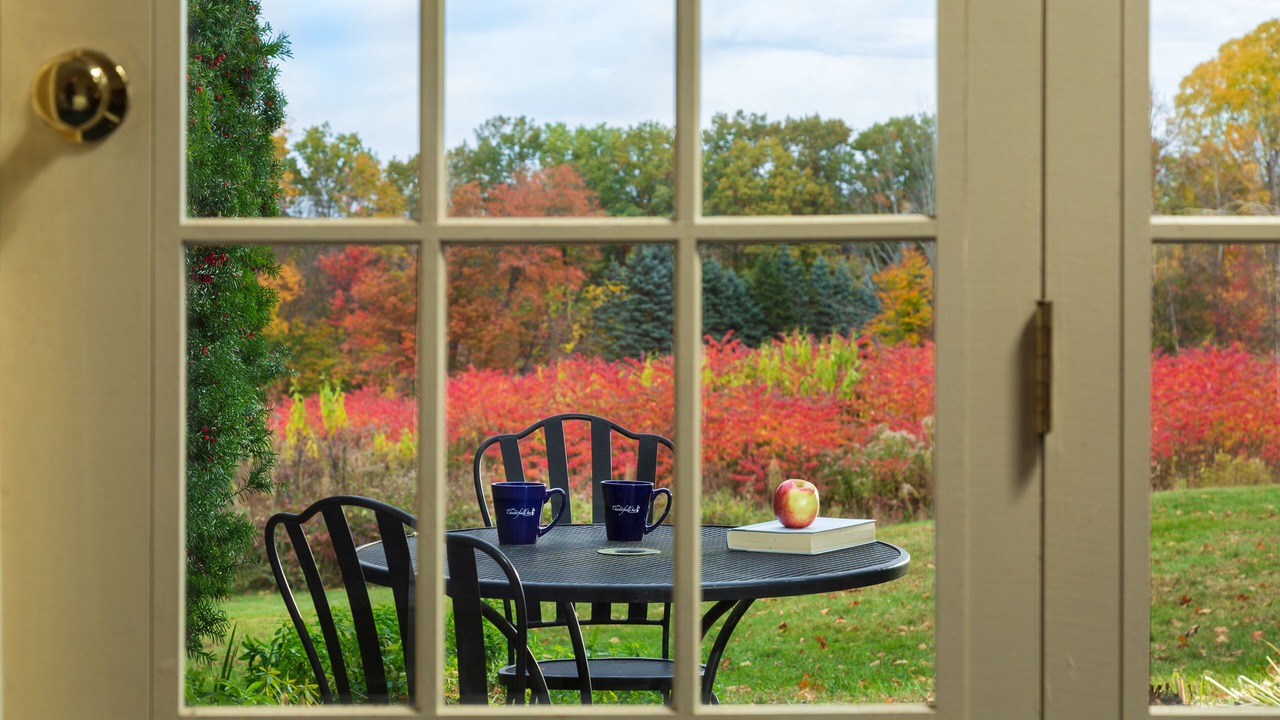 Photo of Livingroom in West Chesterfield