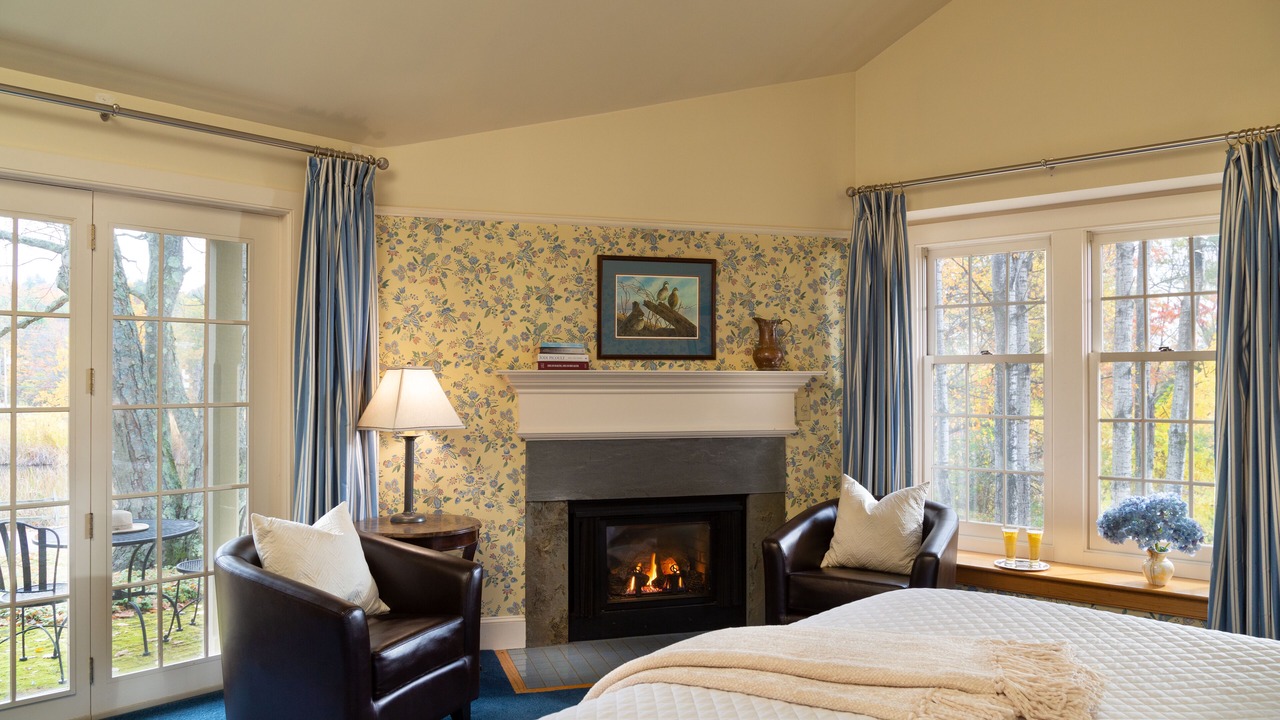 Photo of Livingroom in West Chesterfield