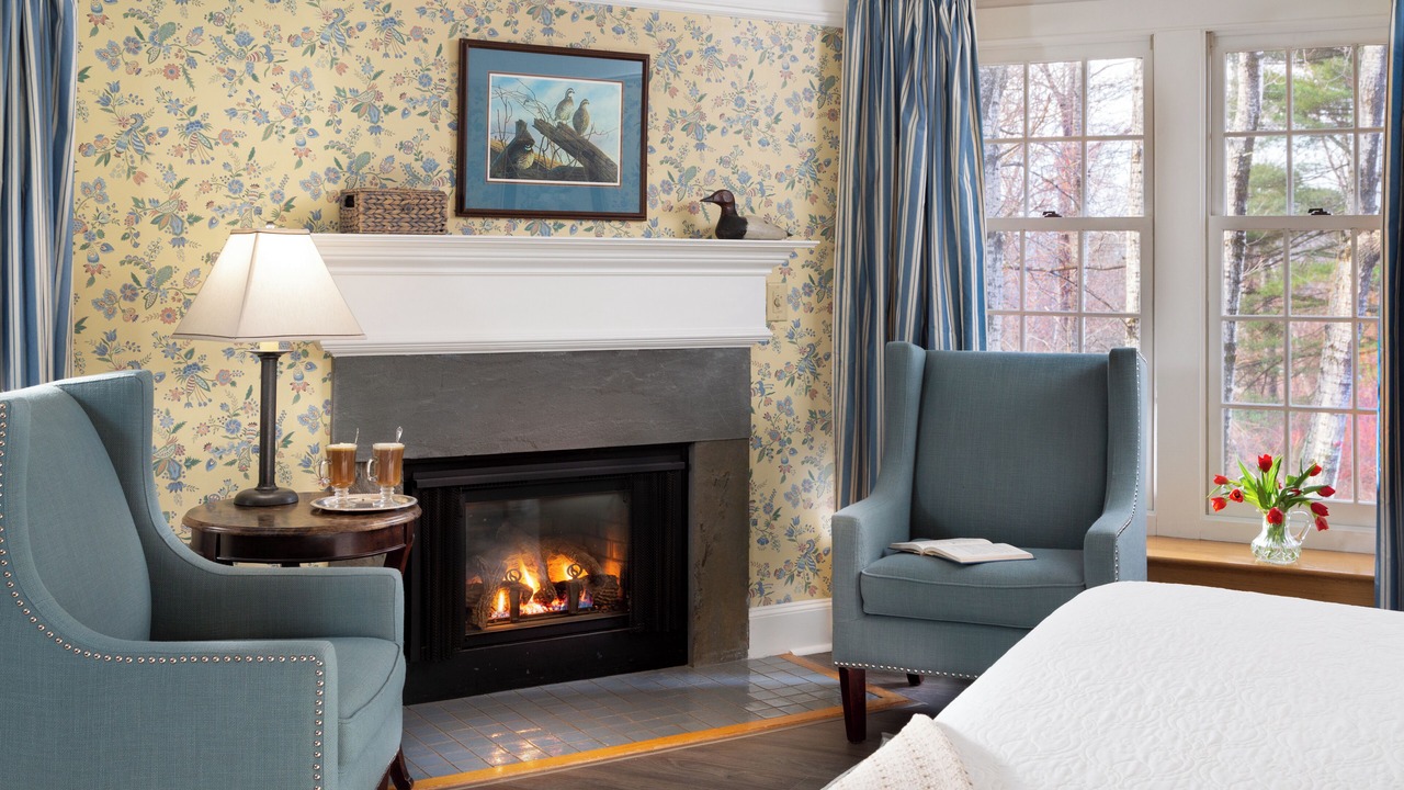 Photo of Livingroom in West Chesterfield