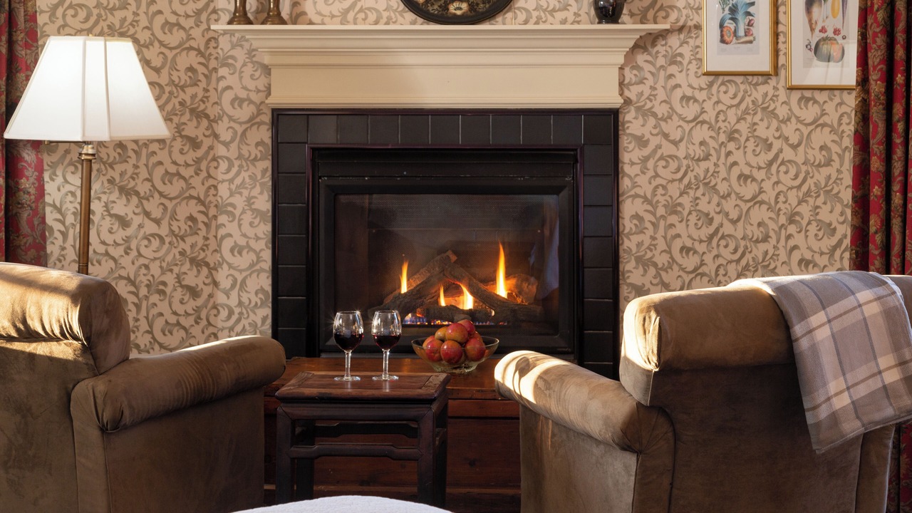 Photo of Livingroom in West Chesterfield