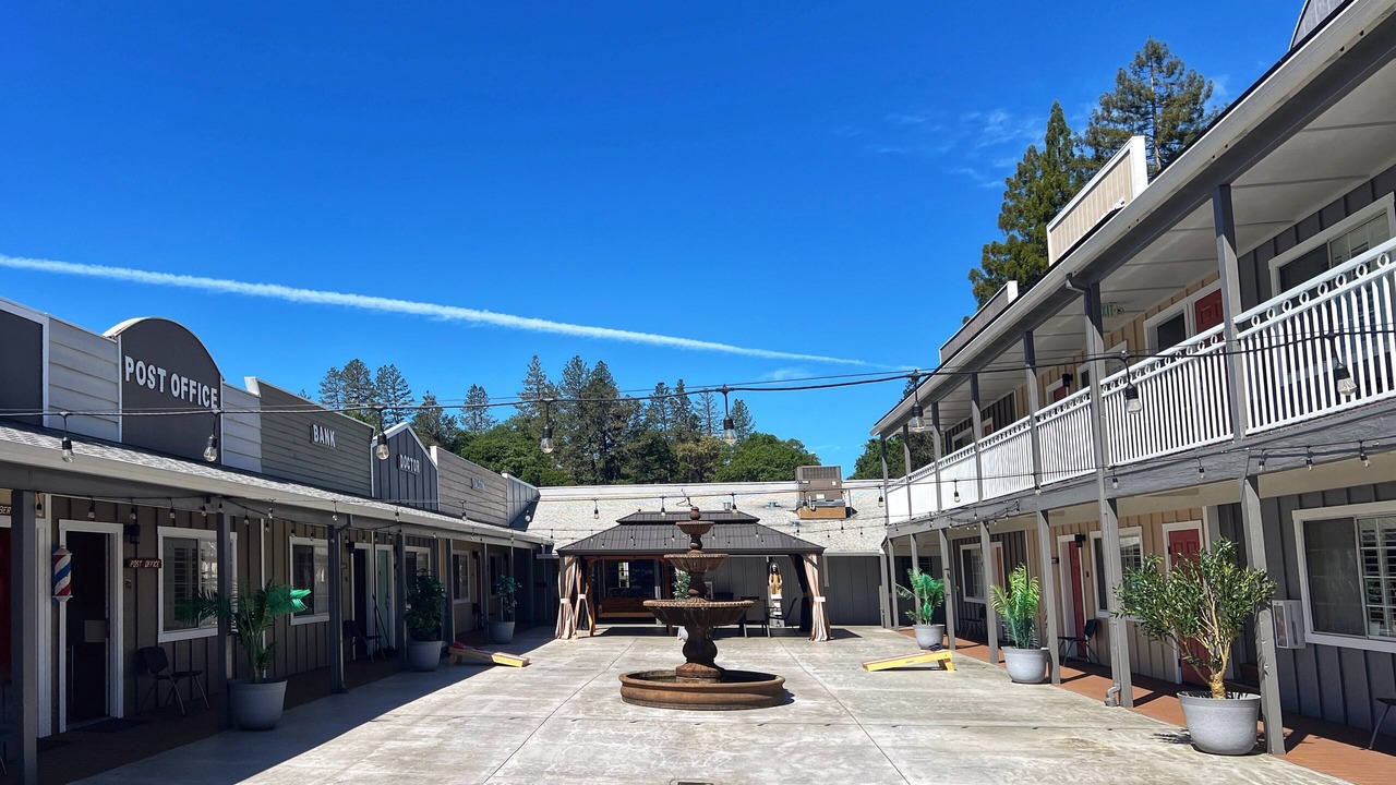 Photo of Outdoor in Willits