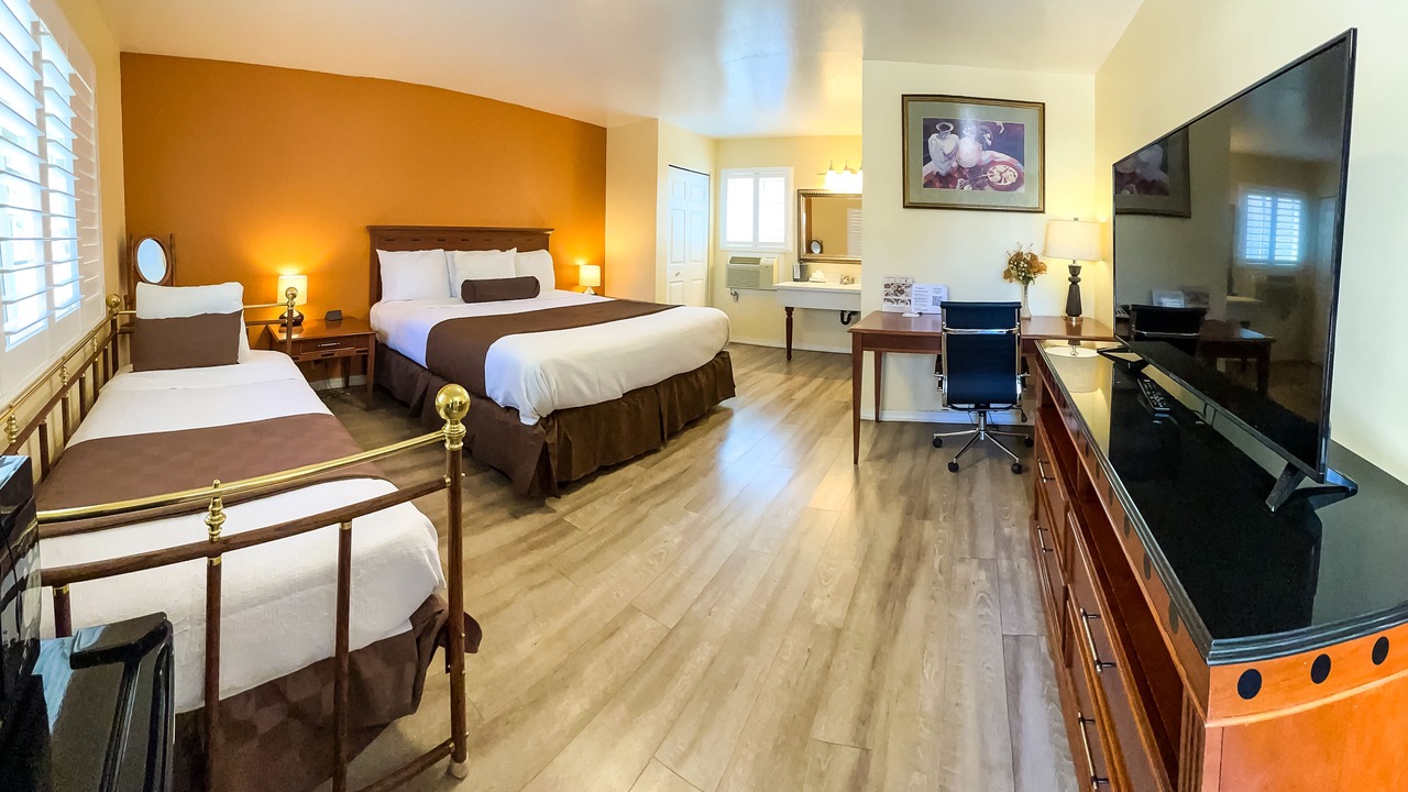 Photo of Bedroom in Willits