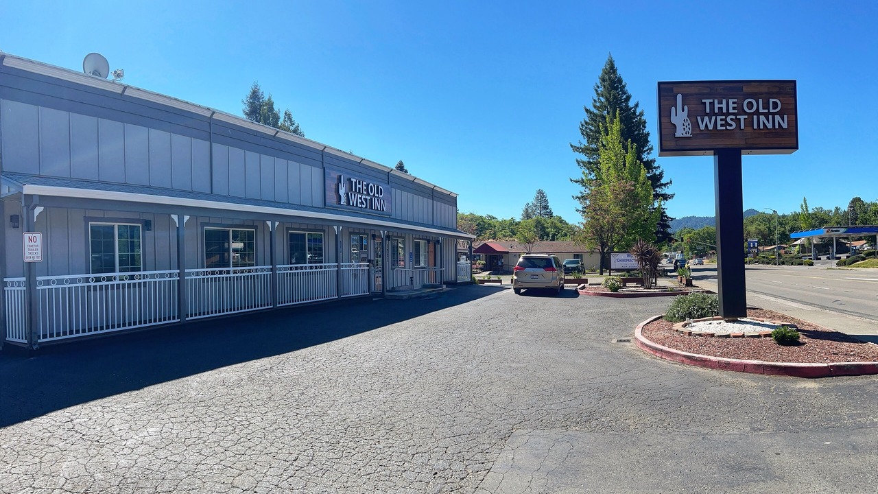 Photo of Outdoor in Willits